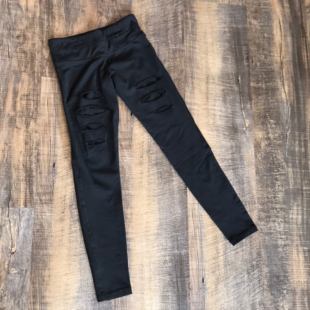 Nancy Rose Performance Yoga Pants